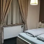 Motel Mountain *