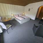 Motel Mountain *